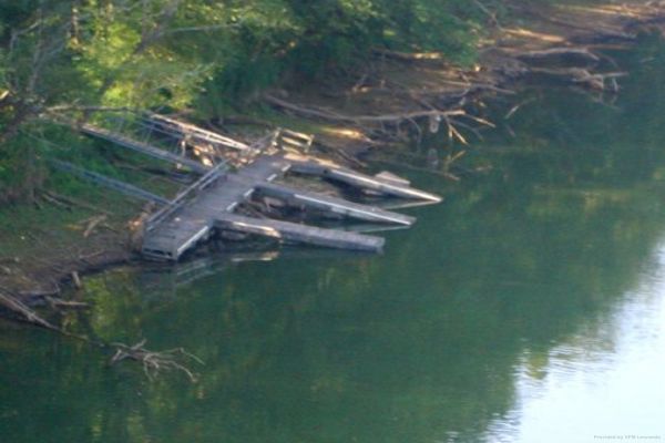 Hotel RIVERFRONT LODGE BURKESVILLE (Burkesville)